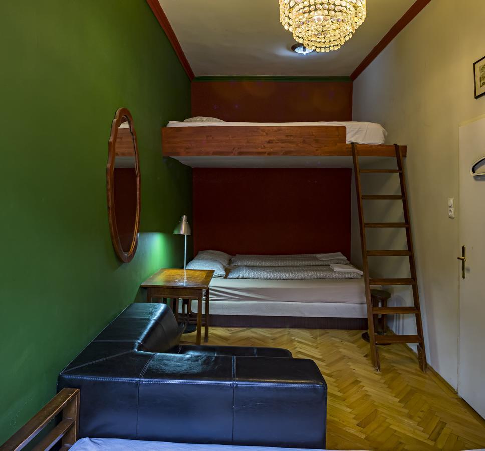 Santico Art Hotel And Hostel Budapešť Pokoj fotografie