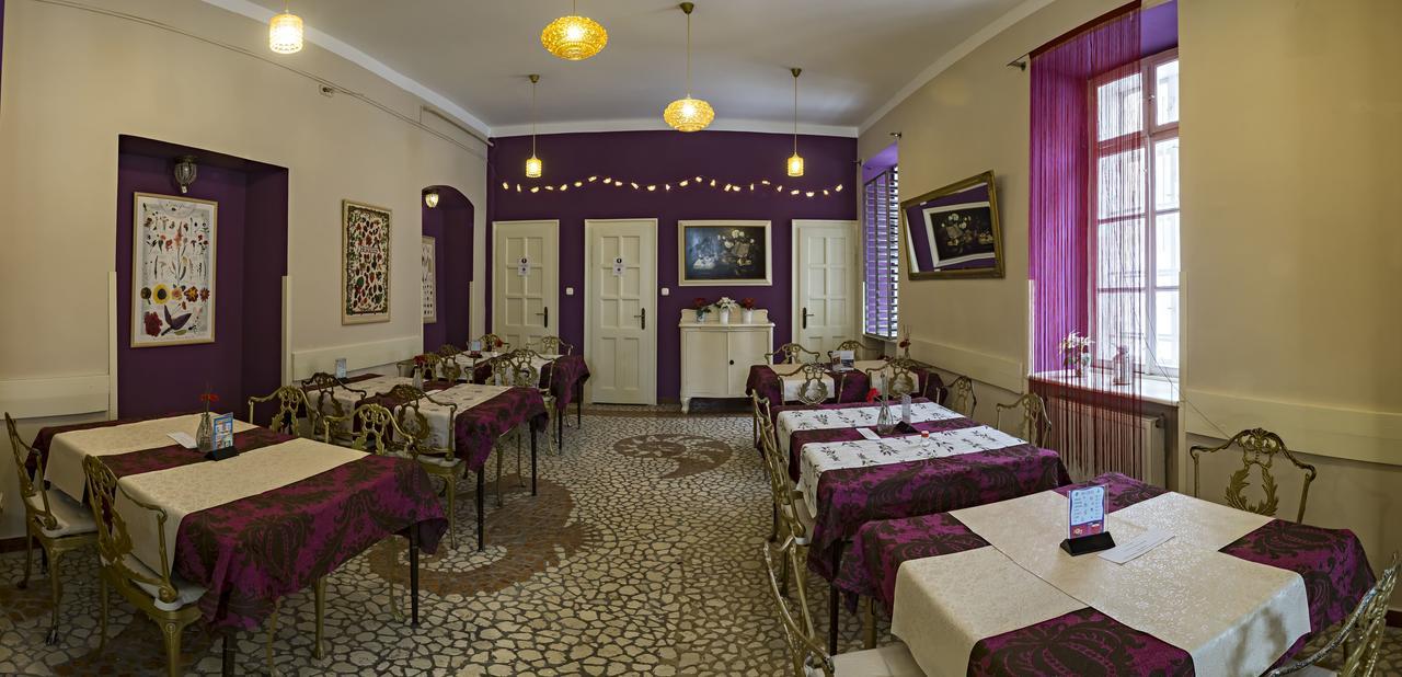 Santico Art Hotel And Hostel Budapešť Exteriér fotografie
