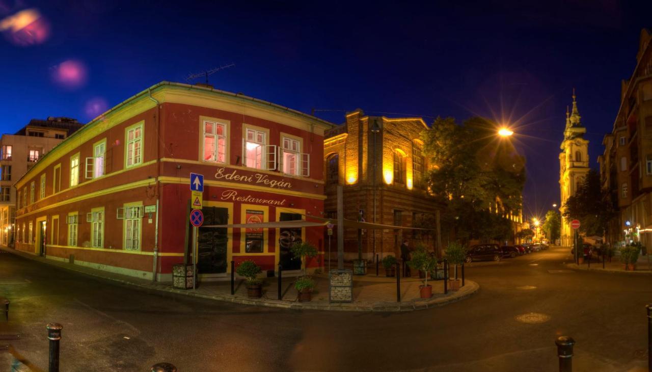 Santico Art Hotel And Hostel Budapešť Exteriér fotografie